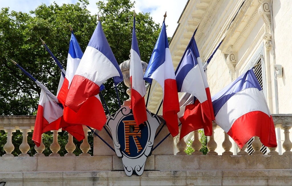 Un débat national sur la décentralisation du pouvoir en France
